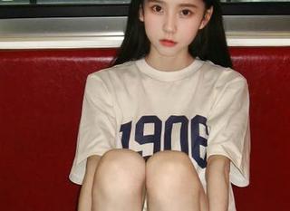 袜啵啵 – 看小安如何玩转平底鞋，高清美图让你get到最IN穿搭灵感！.txt