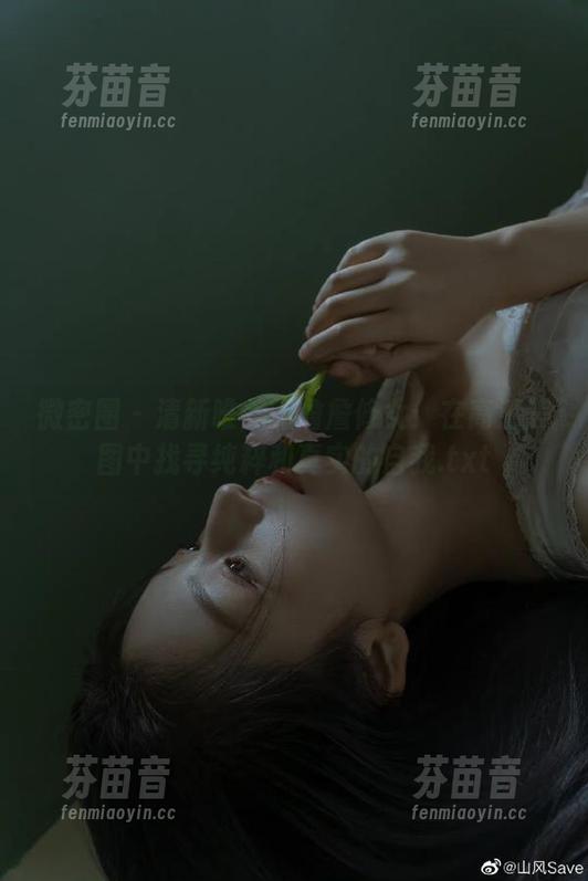 微密圈 - 清新唯美的詹詹修女：在高清美图中找寻纯粹和真实的自我.txt