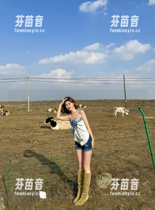 语画界 - 靓丽更新！王馨瑶yanni以高跟鞋展现独特风格，精彩图片请查收.txt