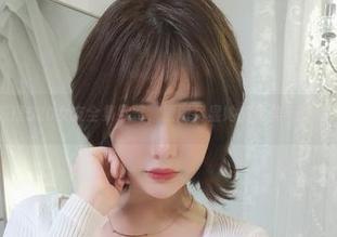雯妹不讲道理520女友全集欣赏，原图尽显她的甜美与时尚风格！.txt