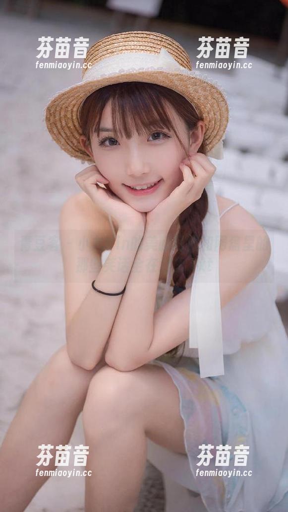 青豆客 - 小九Vin的美腿写真和网盘里的那些笑话全在这里.txt