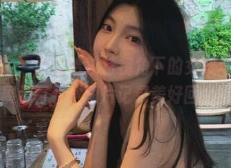 青豆客 – 顾欣怡独特视角下的女孩写真，原图展示青春，图片记录美好回忆！.txt
