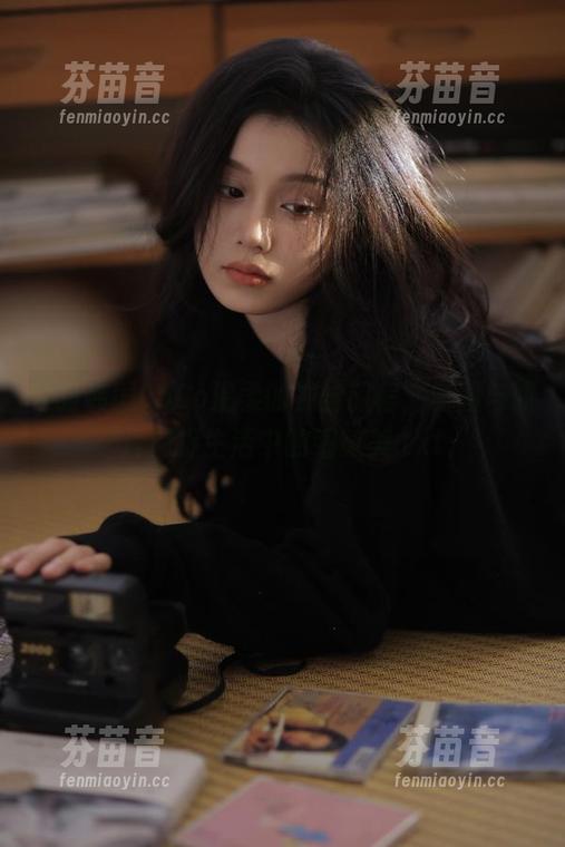 体验韩国CoCo温柔的视觉旅程，原图与照片捕捉生活中的细腻美.txt