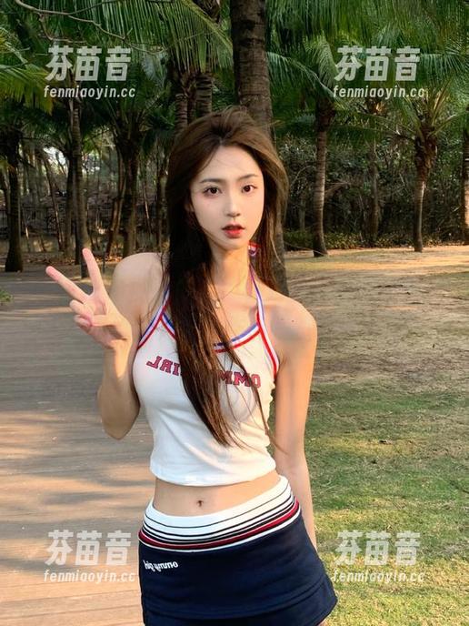 魅妍社 - 挑战底线，看刘懿萱Yoyo如何分享她的死库水作品一览无余.txt