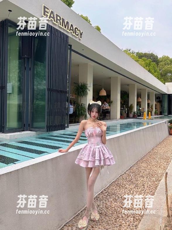 魅妍社 - 小热巴体操服写真精选，挑战极限展现力量与优雅.txt